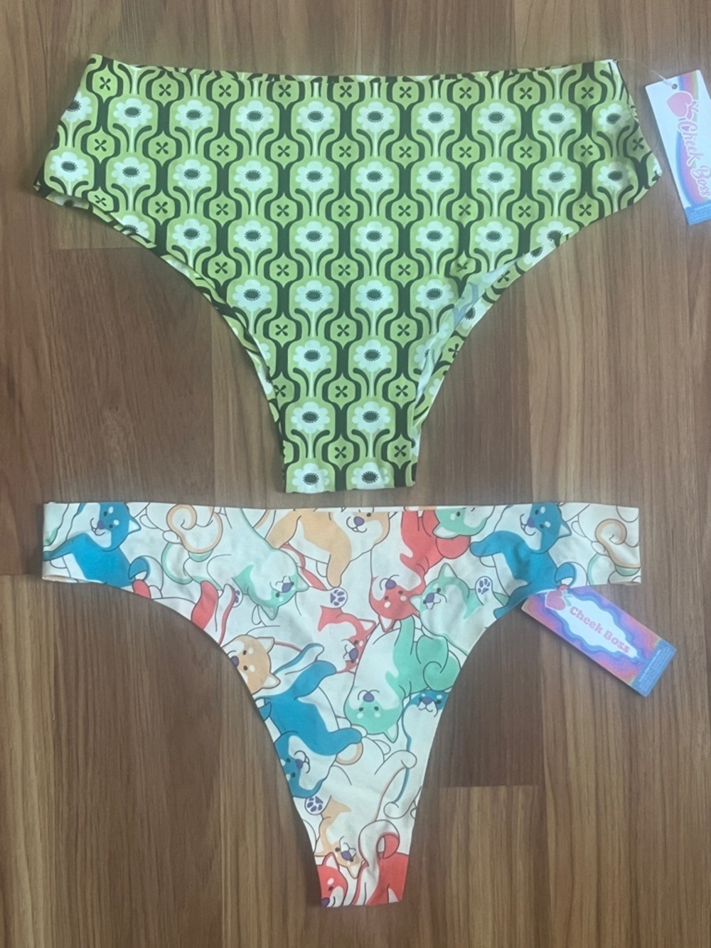 Cheek Boss Seamless No-Show
Underwear Lot - Cheeky & Thong - Size
L